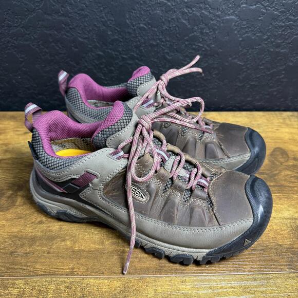 KEEN Targhee III Low Waterproof Shoes Womens Size 7.5 Brown Trail Outdoor
